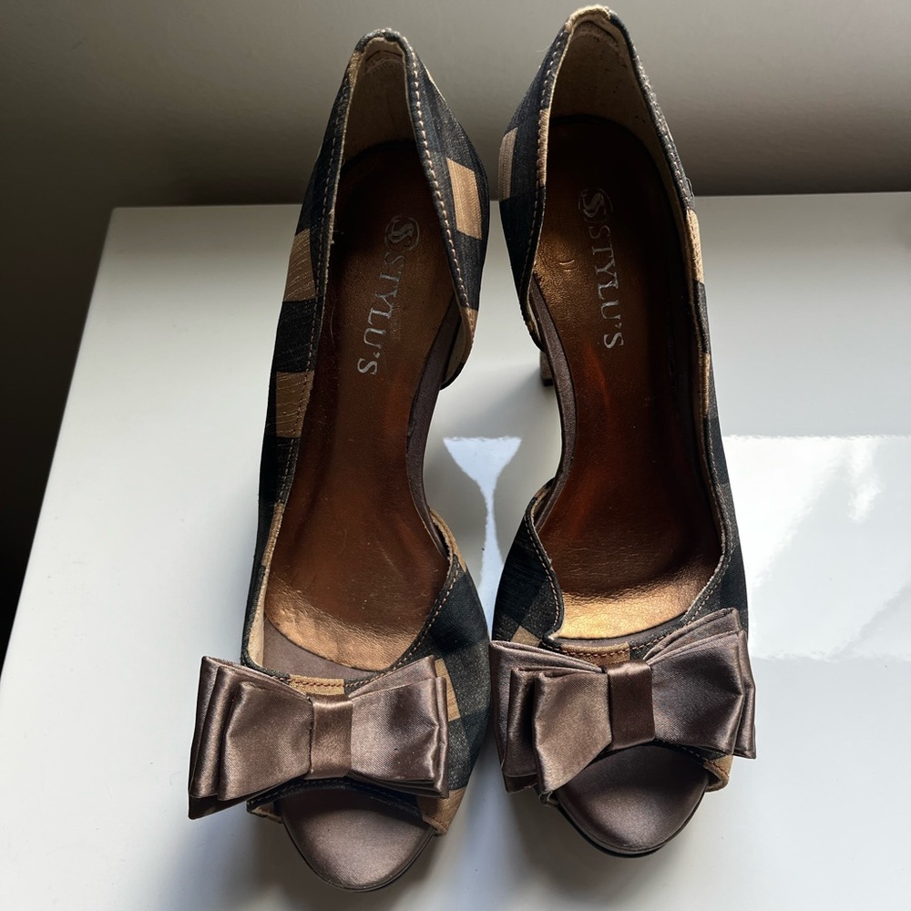 Scarpin with lace, plaid. Very comfortable, brazilian handmade.